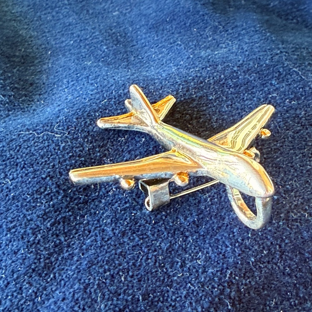Vintage MJ Silver Tone Airplane Brooch Pendant Commercial‎ Jet Pilot Pin flight